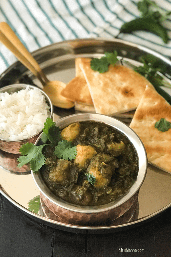 This delicious vegan curry is easy to make and super inexpensive to cook during a weekday.
