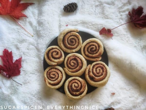 Delicious budget vegan cinnamon rolls perfect for Vegans on a budget.